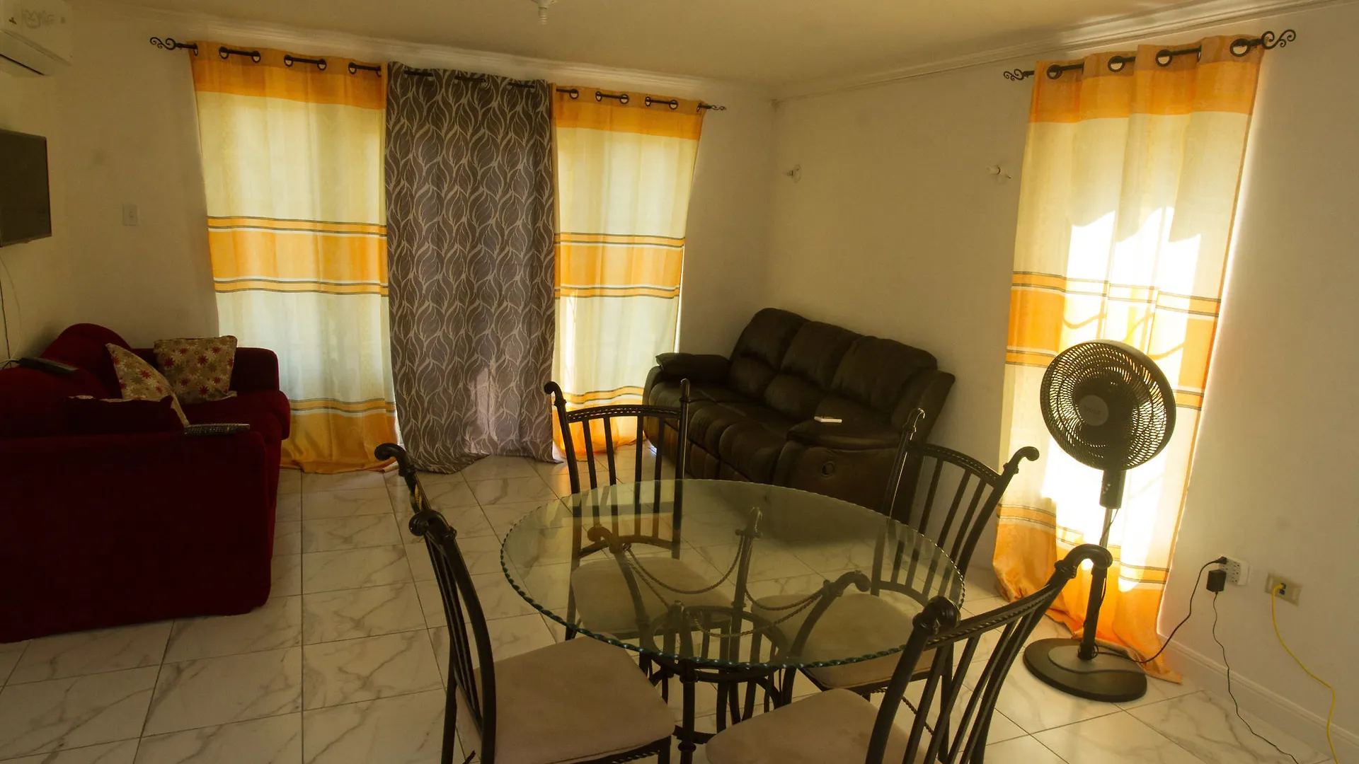 ***  Little Bay Country Club Resort Complex Orange Bay Giamaica